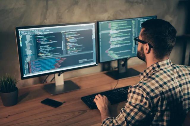 Five Qualities of Successful Remote Software Developers