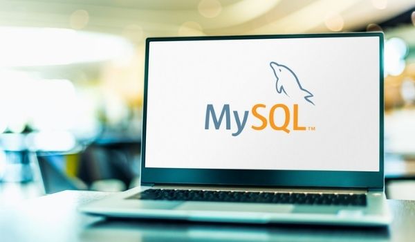 PostgreSQL vs MySQL 
